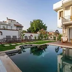 Bugra (adults Only) Bed & Breakfast Alacati