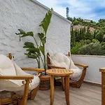 Bugra (adults Only) Bed & Breakfast