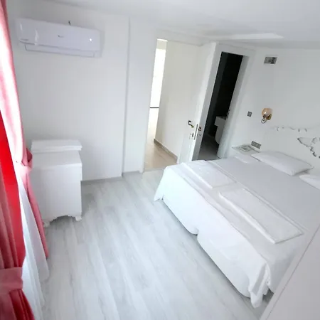 ベッド・アンド・ブレックファスト Bugra (adults Only) アラカティ