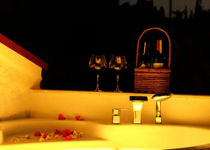 Bugra (adults Only) Alojamento de Acomodação e Pequeno-almoço Alacati