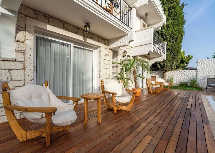 Alojamento de Acomodação e Pequeno-almoço Bugra (adults Only)