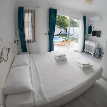 Bugra (adults Only) فندق مبيت وإفطار