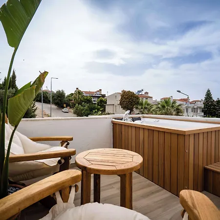 Bugra (adults Only) فندق مبيت وإفطار 2*