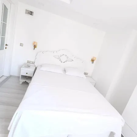 فندق مبيت وإفطار Bugra (adults Only)