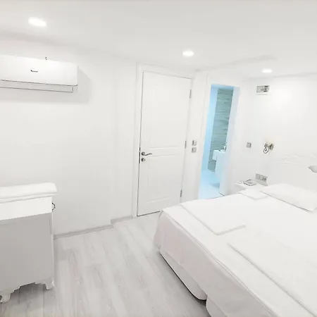 فندق مبيت وإفطار Bugra (adults Only) 2*